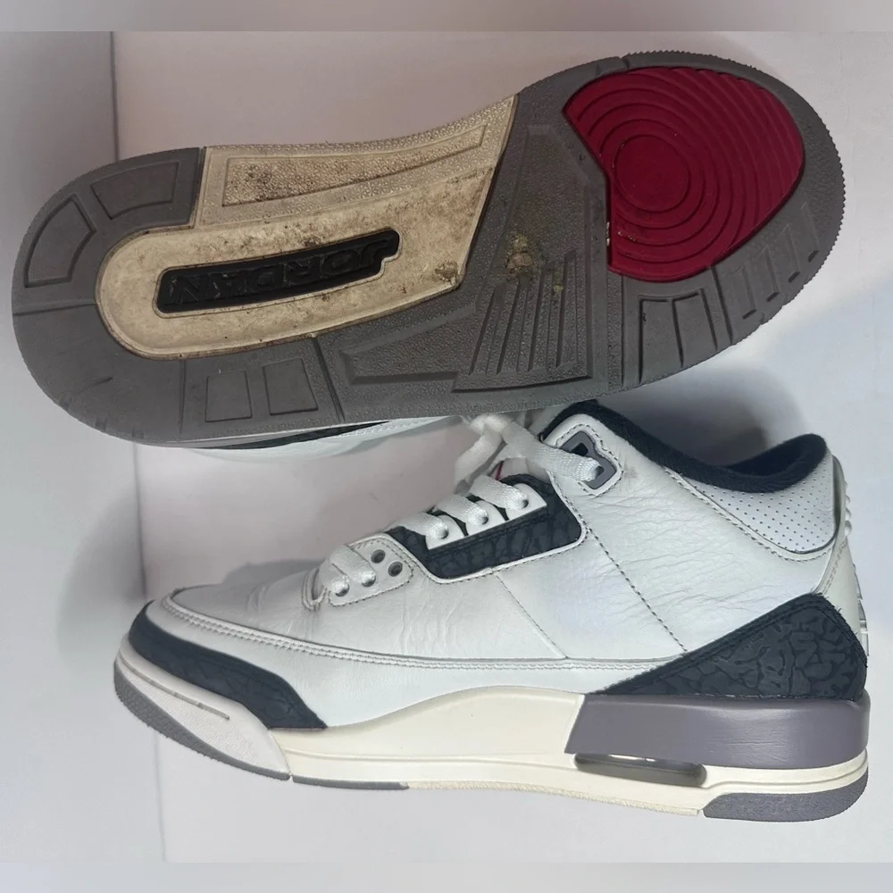 Used Men’s Jordan 3 sneakers